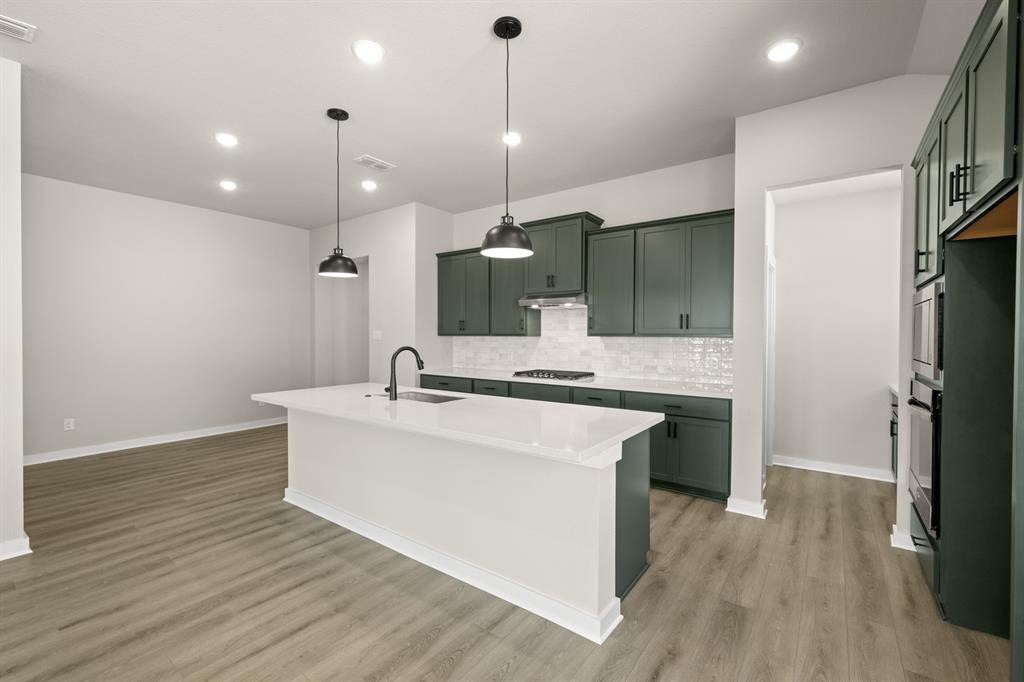 Country Hollow - Residential