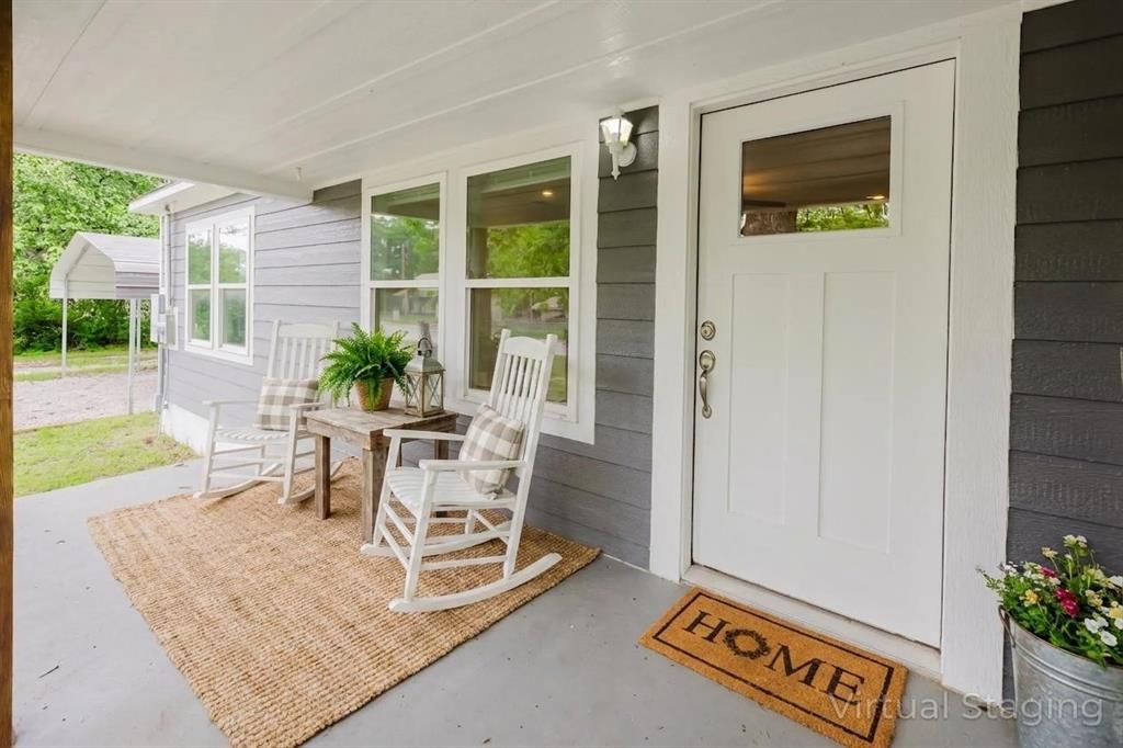 Photo of 524 W Roberts Street, Gorman, TX 76454 (MLS # 21252054)