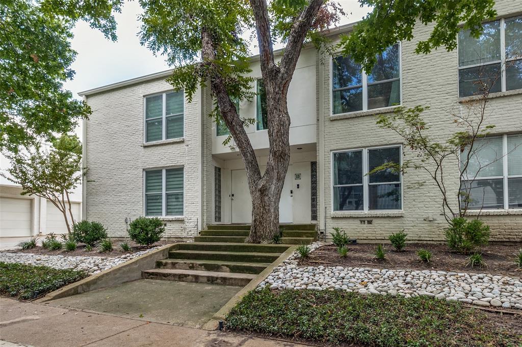 4122 Travis Street 13