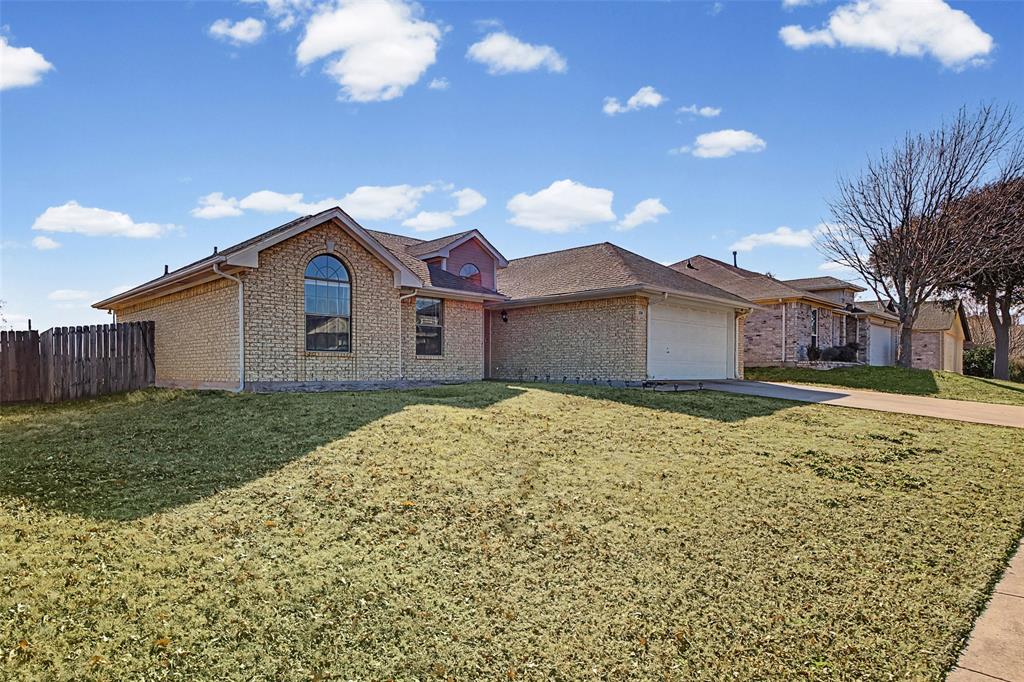 224 California Drive