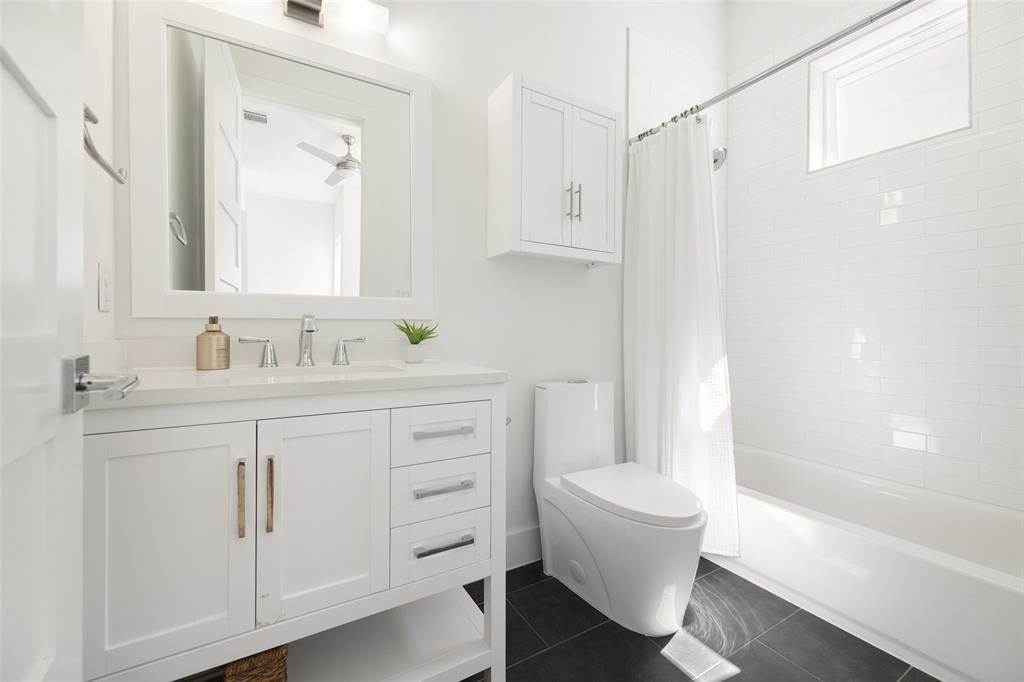 Caddo Park Bldg 1727 - Residential