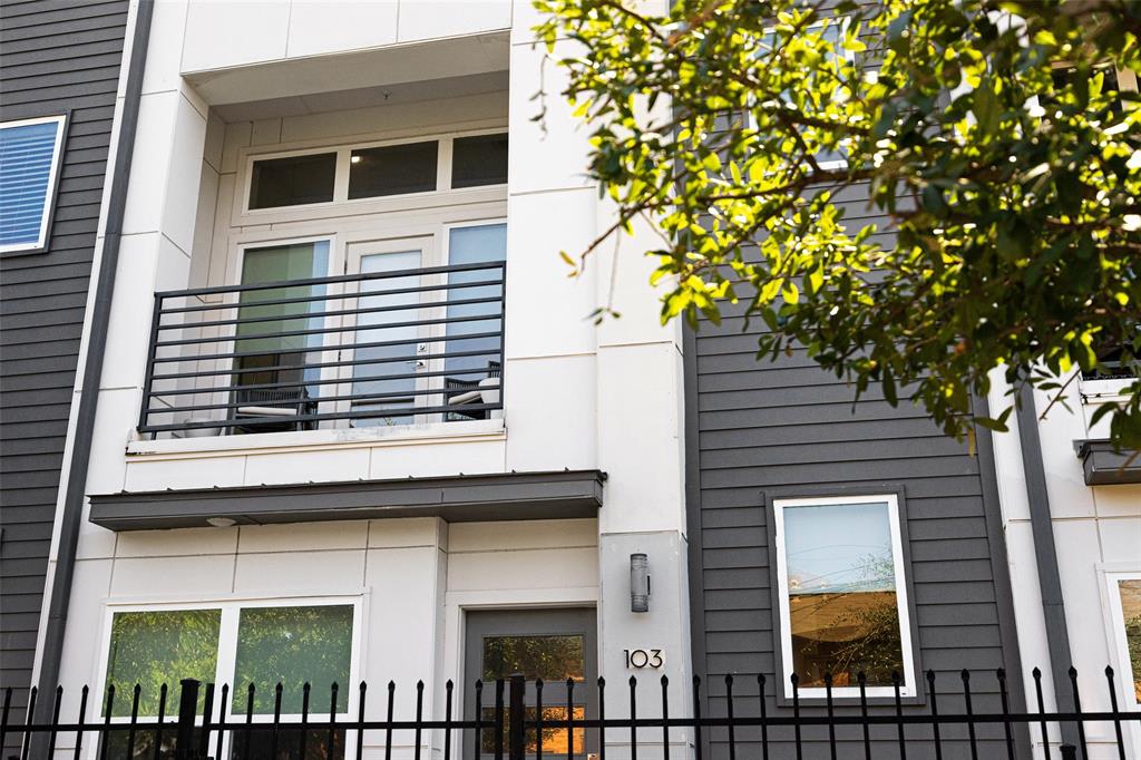 Caddo Park Bldg 1727 - Residential