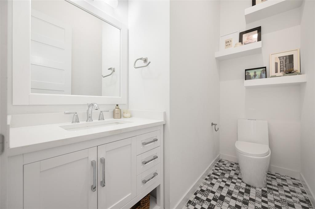 Caddo Park Bldg 1727 - Residential