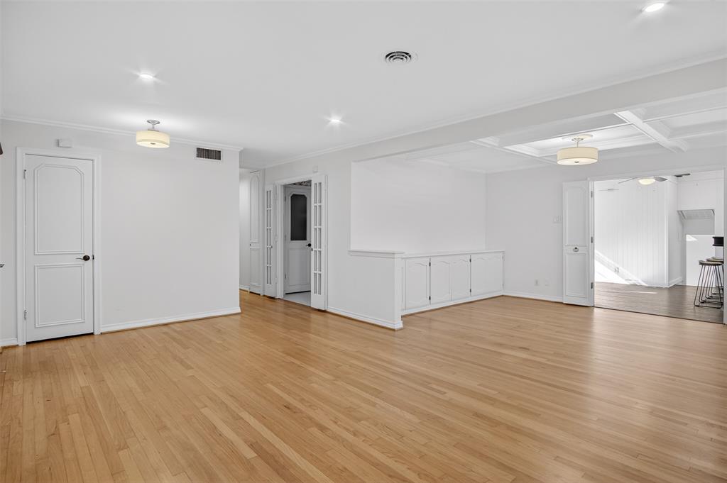 Lake Gardens Rev - Residential