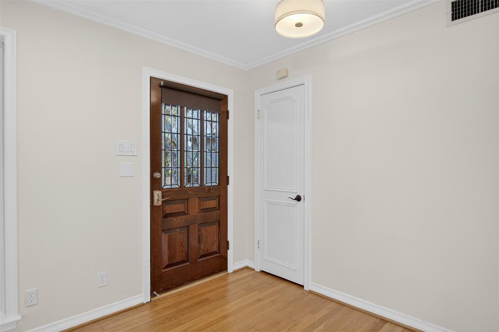 Lake Gardens Rev - Residential