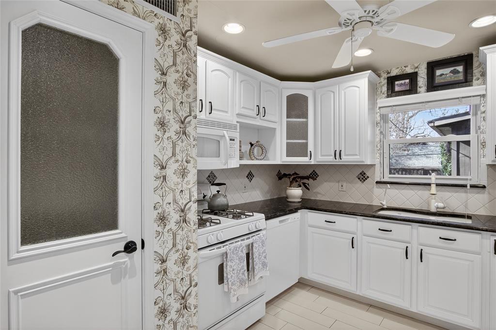 Lake Gardens Rev - Residential