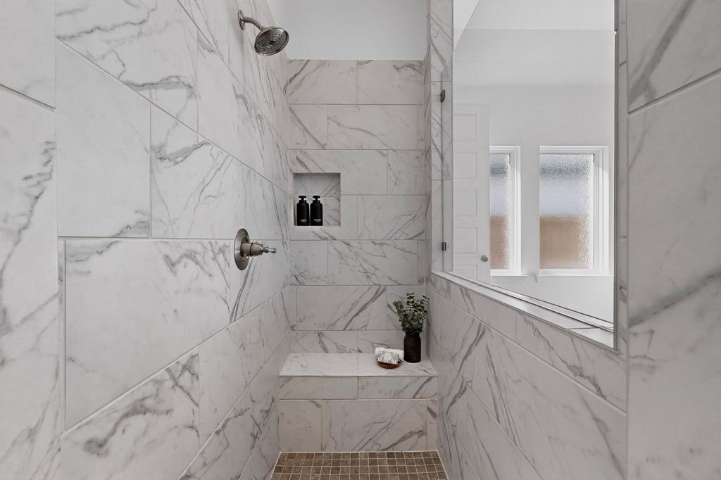 Lakewood at Brookhollow - Residential