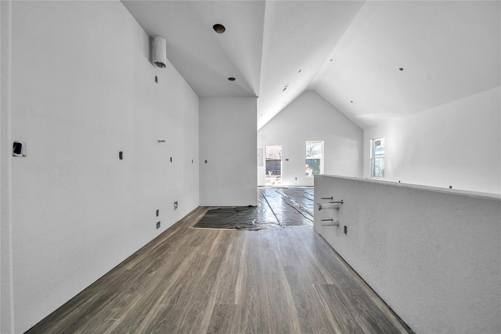 CRYSTAL ACRES - Residential