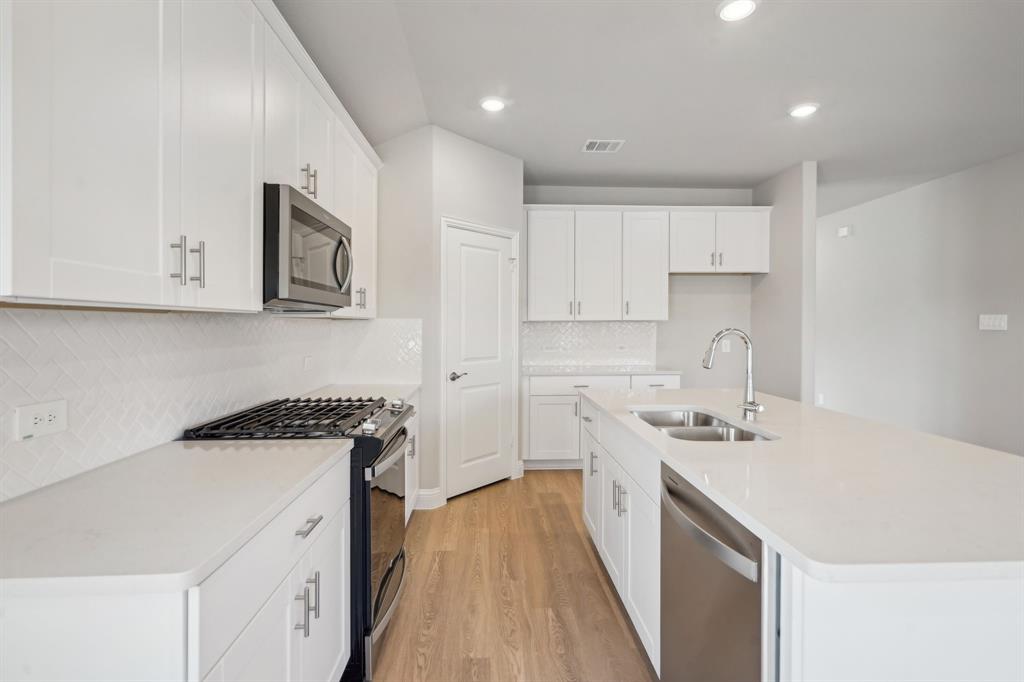 Simpson Crossing - Residential