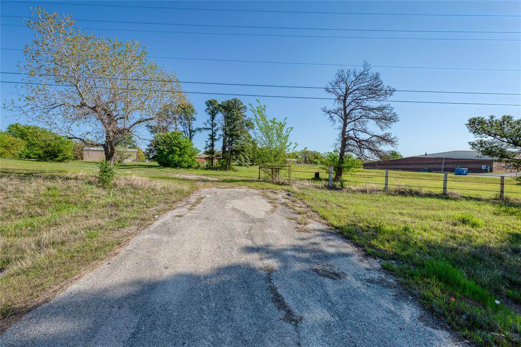3523 B E Highway 199