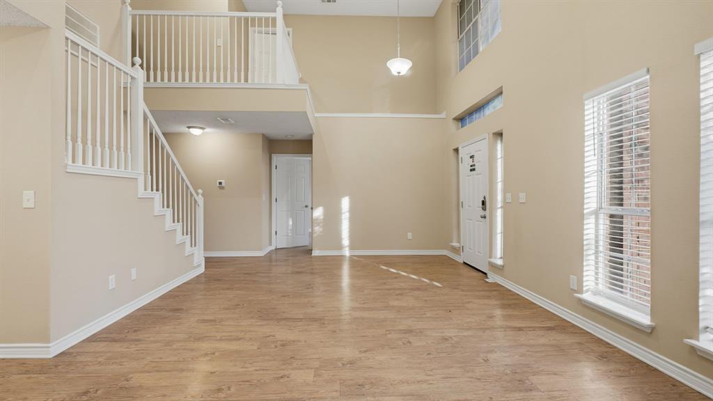 10900 Huntington Road