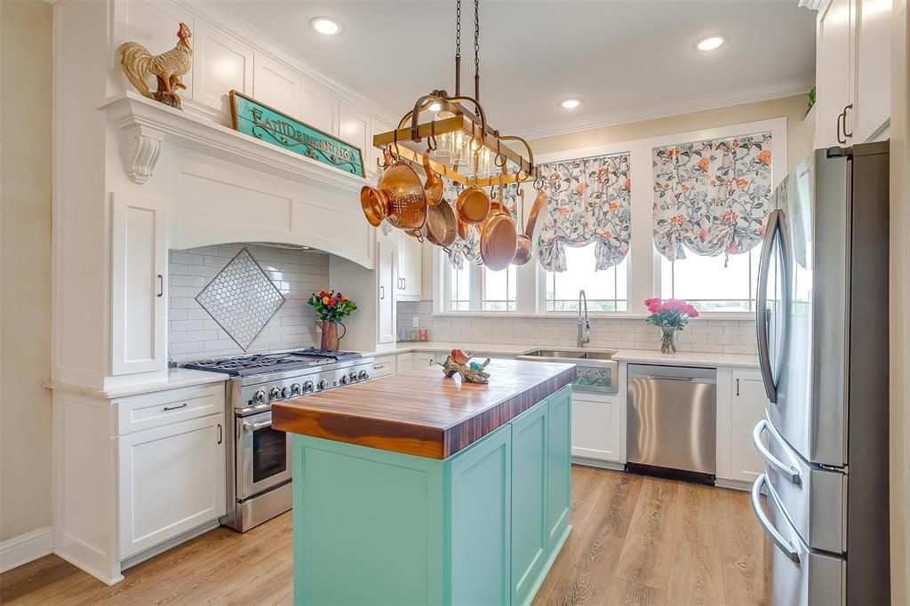 R REED F C BURT - Farm