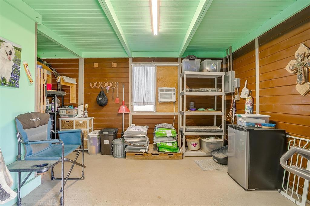 R REED F C BURT - Farm