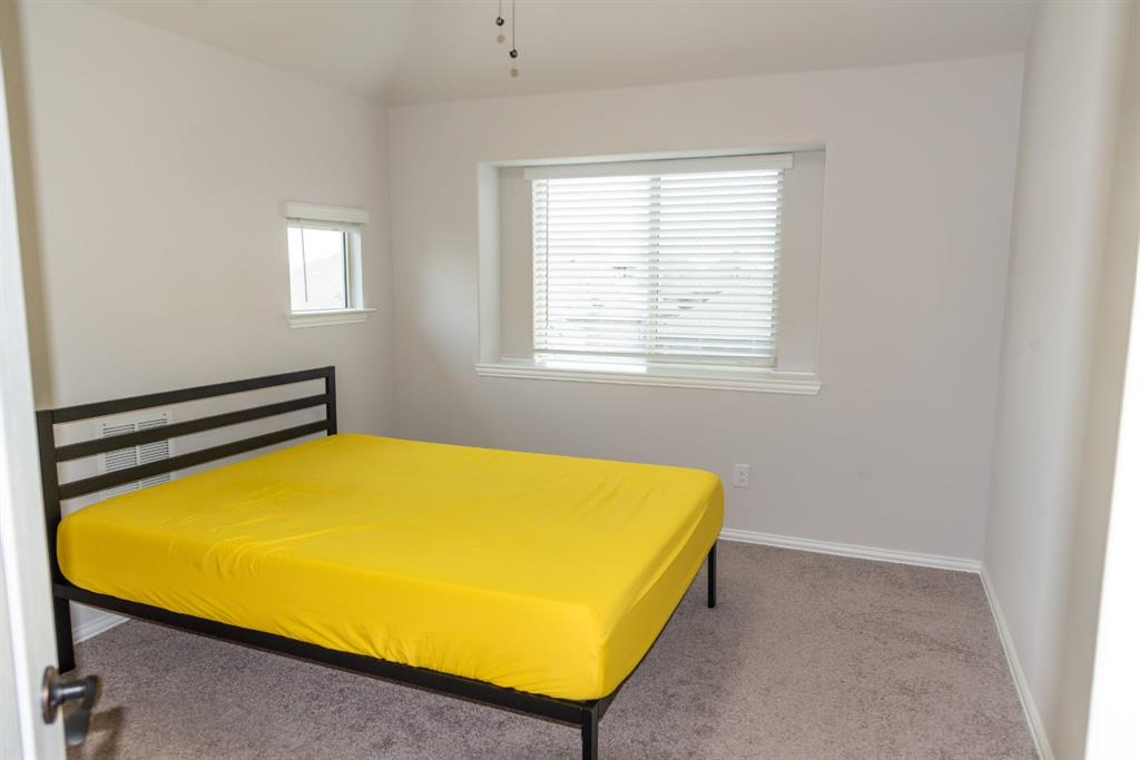 WEST CROSSING PH 8 - Residential Lease