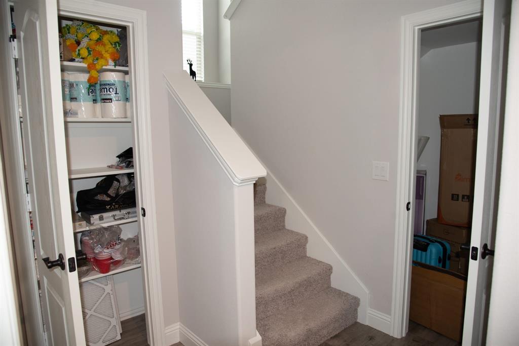 WEST CROSSING PH 8 - Residential Lease