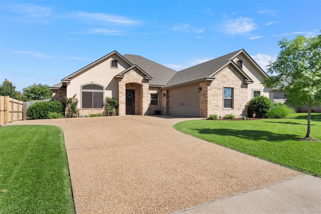 41 North Shore Circle