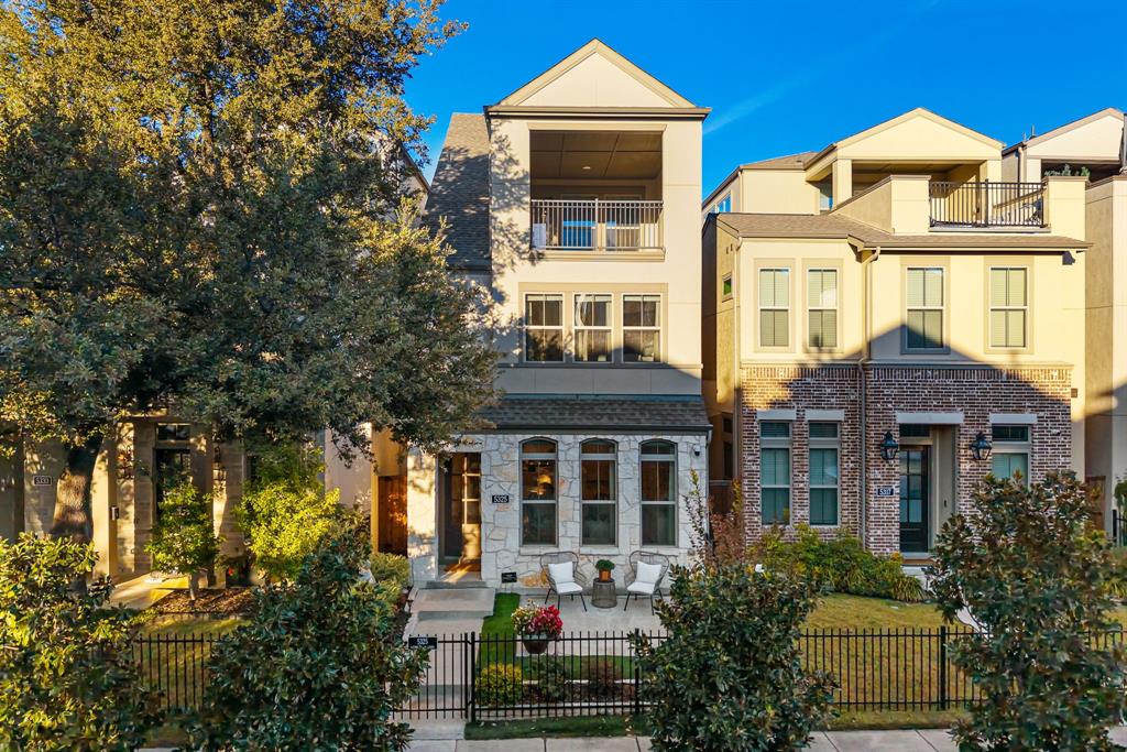 5325 Autumnbrook Court