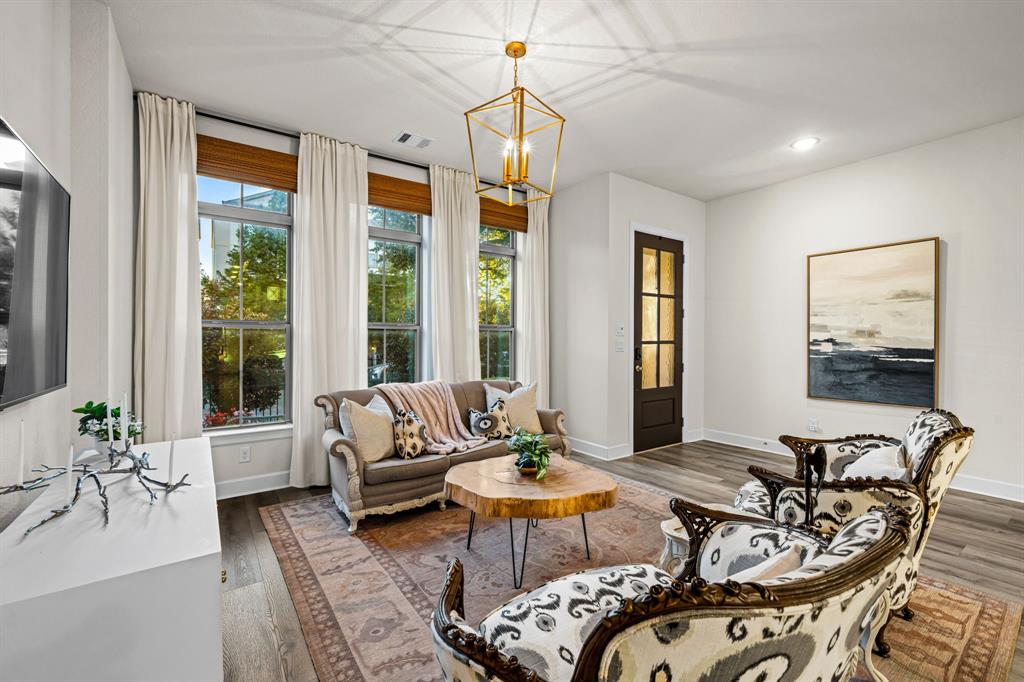 5325 Autumnbrook Court