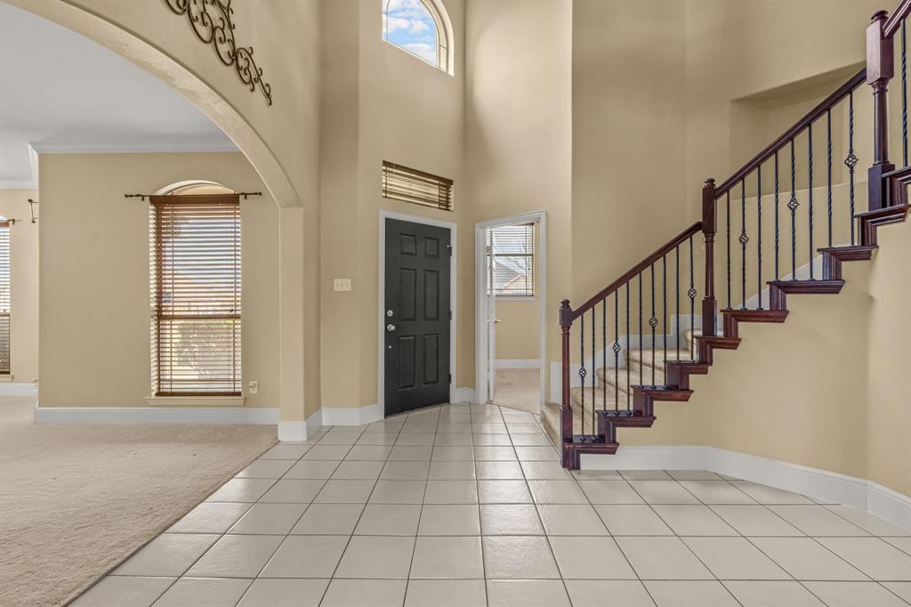 3054 Oakwood Drive