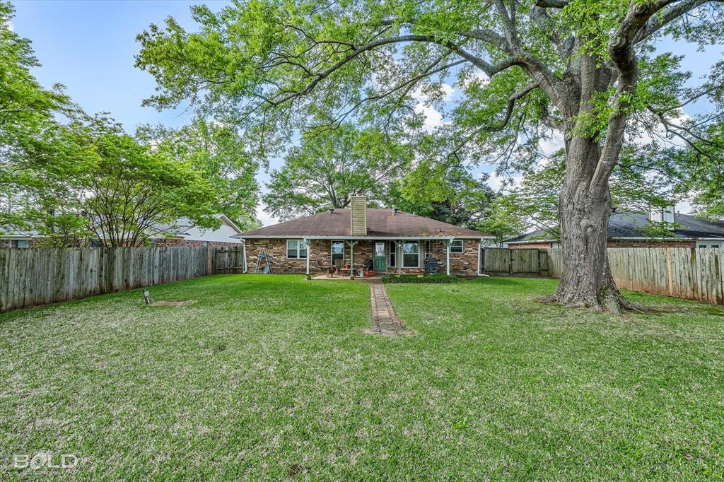 Bossier City, Louisiana 71111, United States, 3 Bedrooms Bedrooms, ,2 BathroomsBathrooms,Residential,Contingent,105637