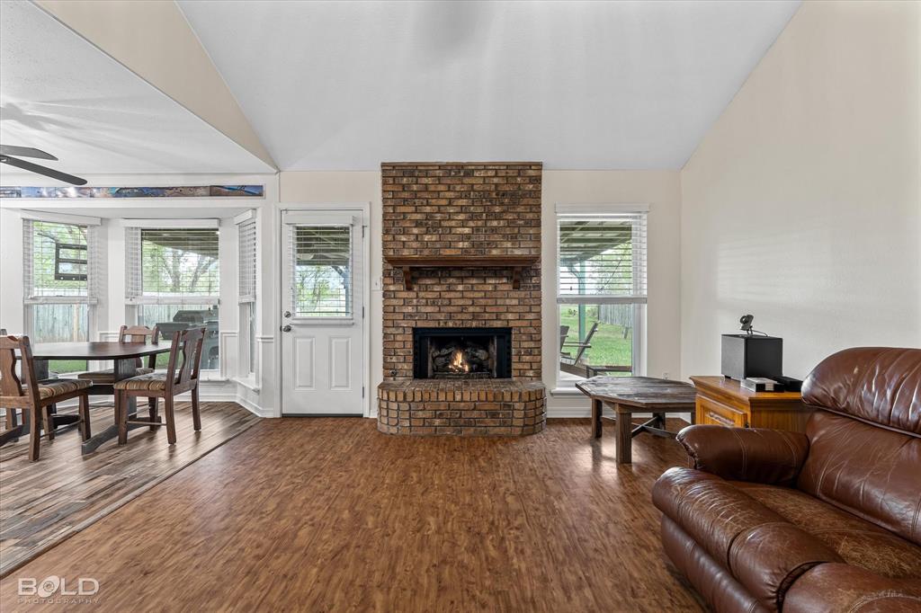 Bossier City, Louisiana 71111, United States, 3 Bedrooms Bedrooms, ,2 BathroomsBathrooms,Residential,Contingent,105637