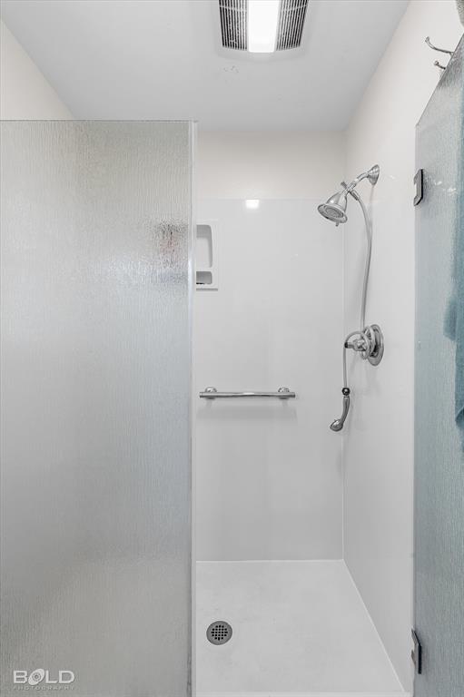 Bossier City, Louisiana 71111, United States, 3 Bedrooms Bedrooms, ,2 BathroomsBathrooms,Residential,Contingent,105637