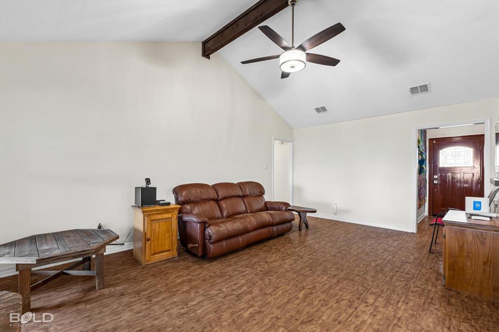 Bossier City, Louisiana 71111, United States, 3 Bedrooms Bedrooms, ,2 BathroomsBathrooms,Residential,Contingent,105637