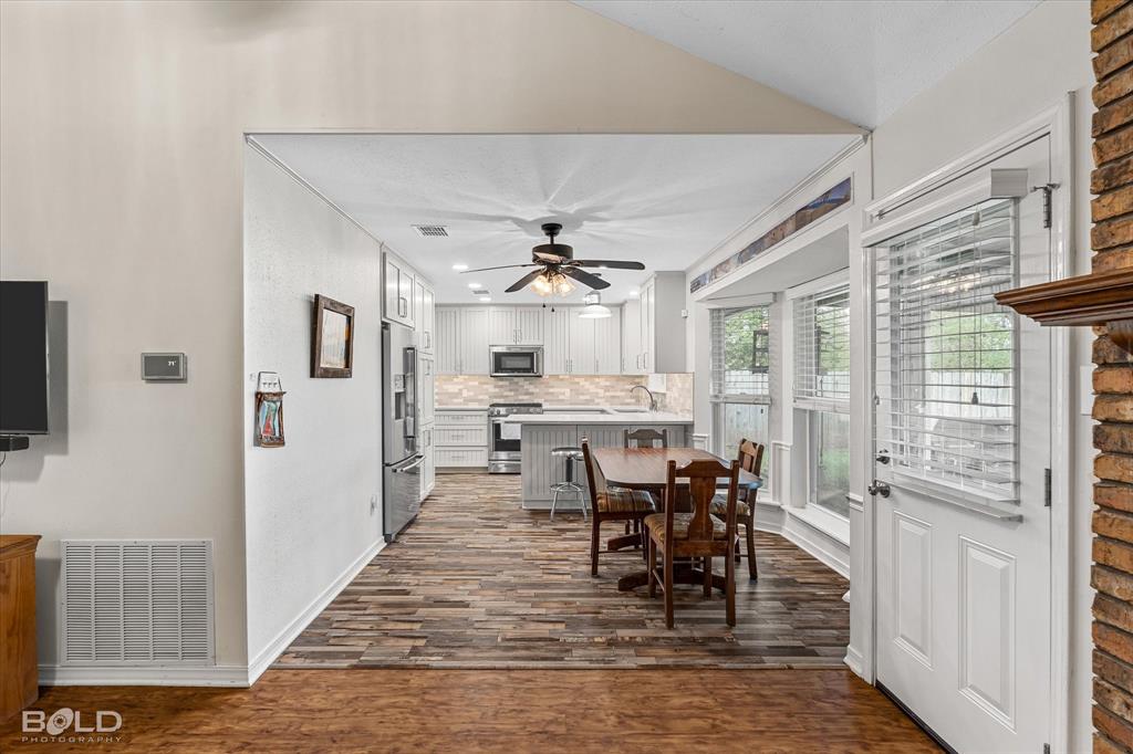 Bossier City, Louisiana 71111, United States, 3 Bedrooms Bedrooms, ,2 BathroomsBathrooms,Residential,Contingent,105637