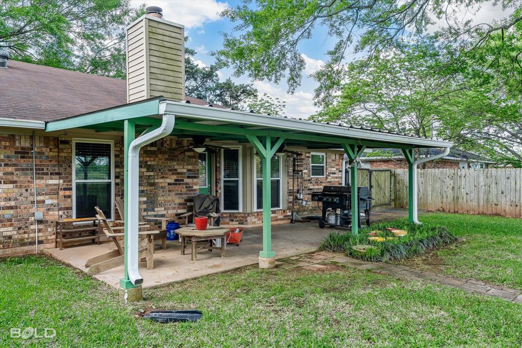 Bossier City, Louisiana 71111, United States, 3 Bedrooms Bedrooms, ,2 BathroomsBathrooms,Residential,Contingent,105637