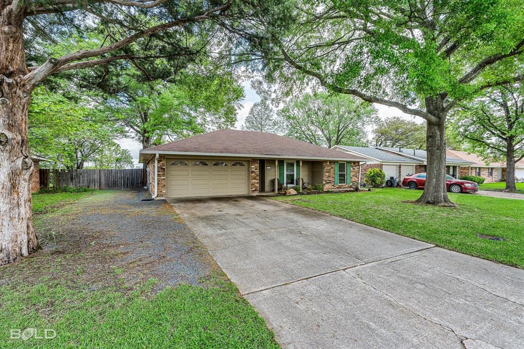Bossier City, Louisiana 71111, United States, 3 Bedrooms Bedrooms, ,2 BathroomsBathrooms,Residential,Contingent,105637