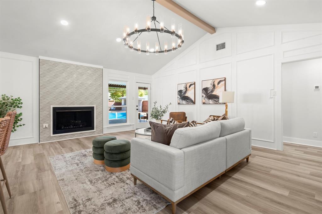 6122 Symphony Lane
