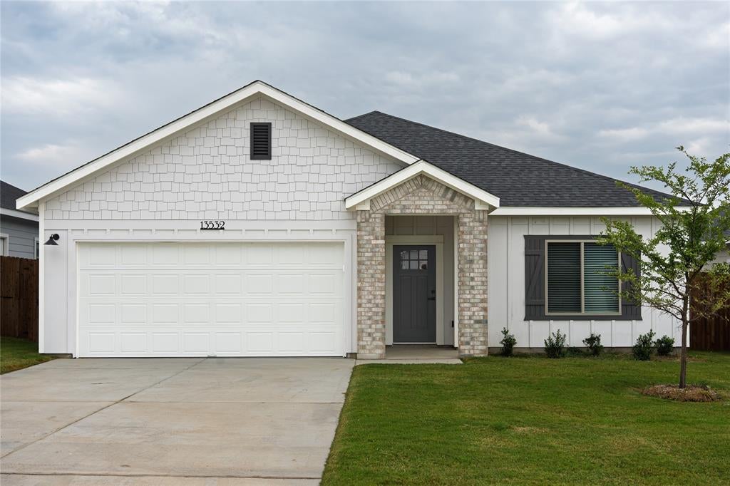 Photo of 13532 Stage Coach Lane, Cresson, TX 76035 (MLS # 21375145)