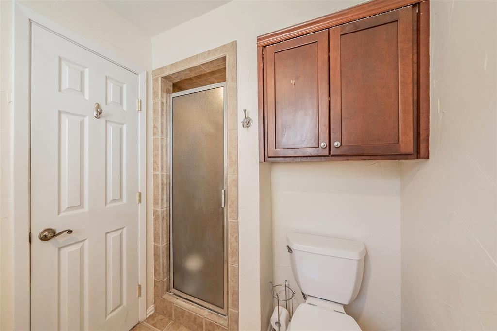 Meadowbrook Hills Chimney Wood - Residential