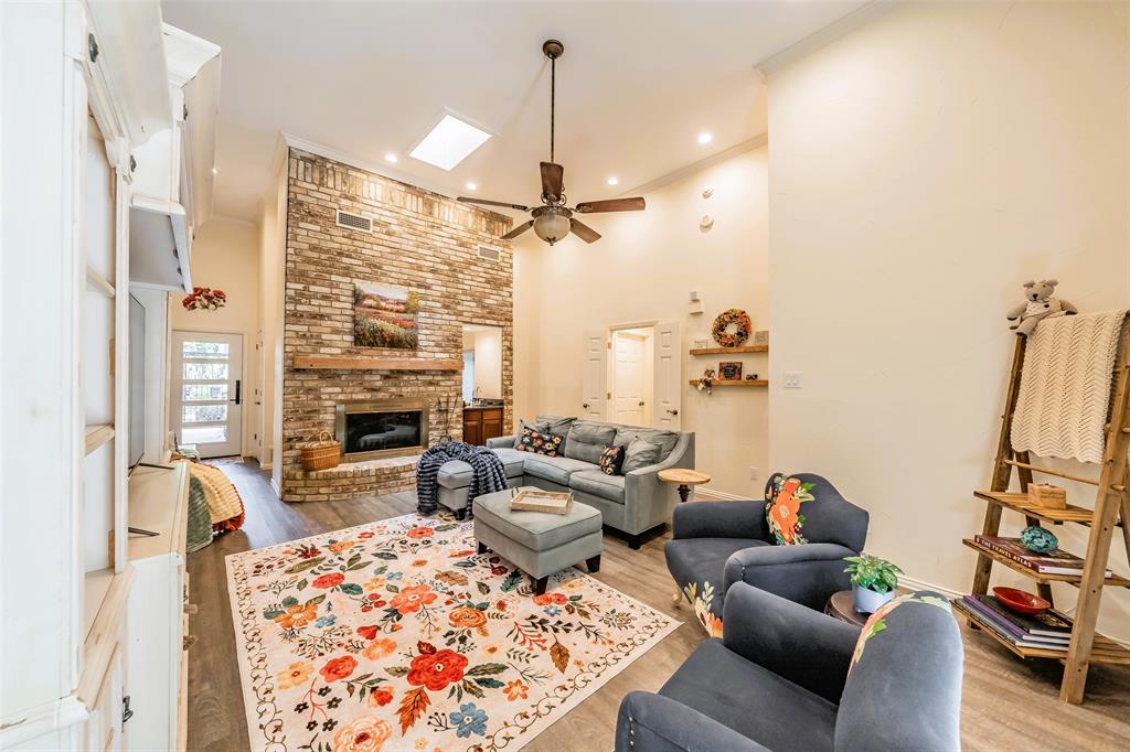 Meadowbrook Hills Chimney Wood - Residential