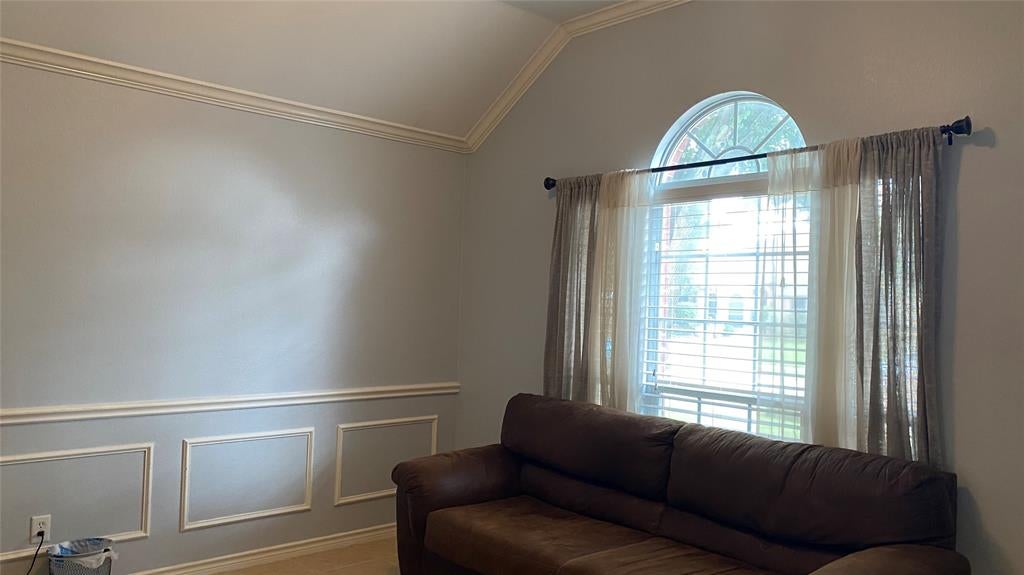 1326 Kingsley Court
