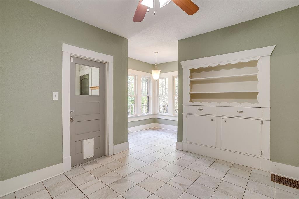 Mistletoe Heights Add - Residential Lease