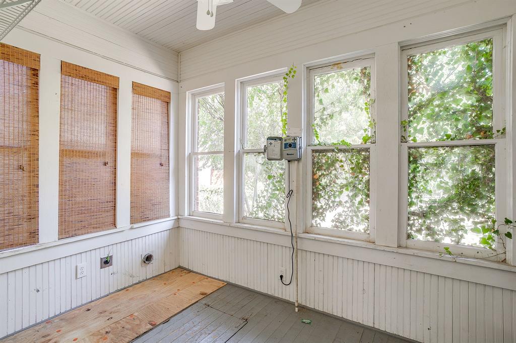 Mistletoe Heights Add - Residential Lease