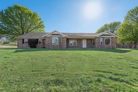 209 N Remuda Court Fort Worth TX 76108