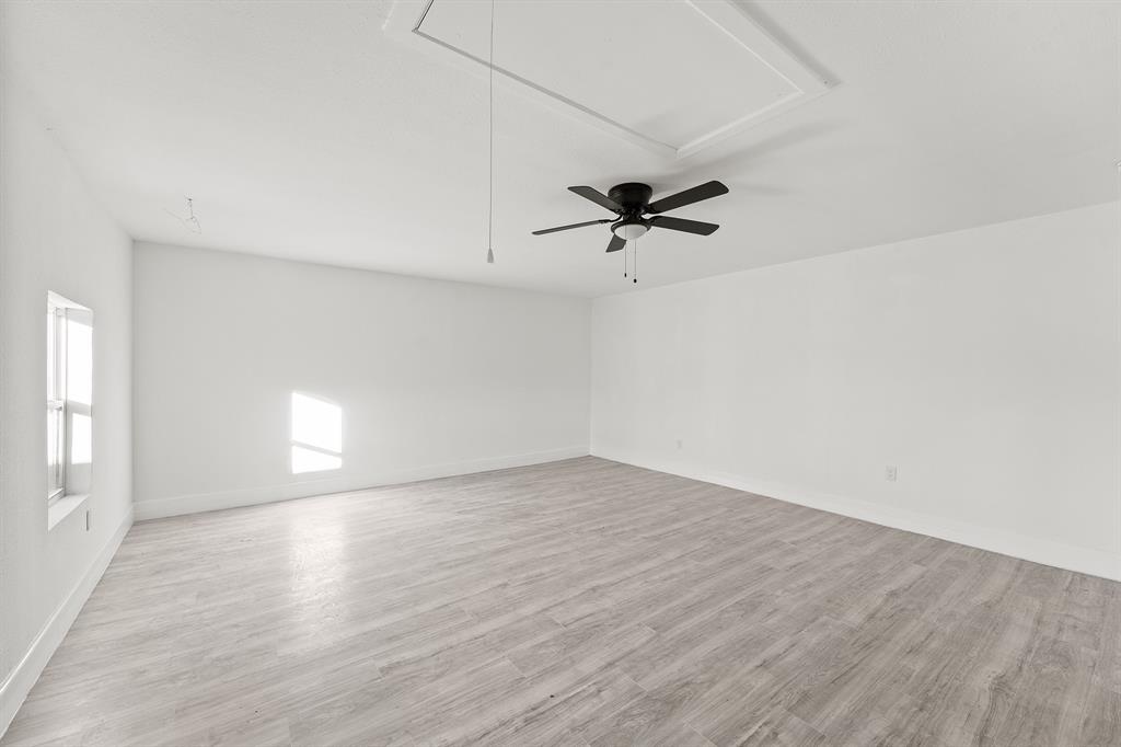 Irwin Keasler Dev Red Bird 04 - Residential