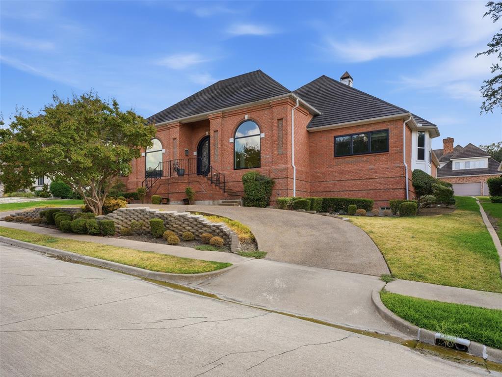 1700 Dowling Drive