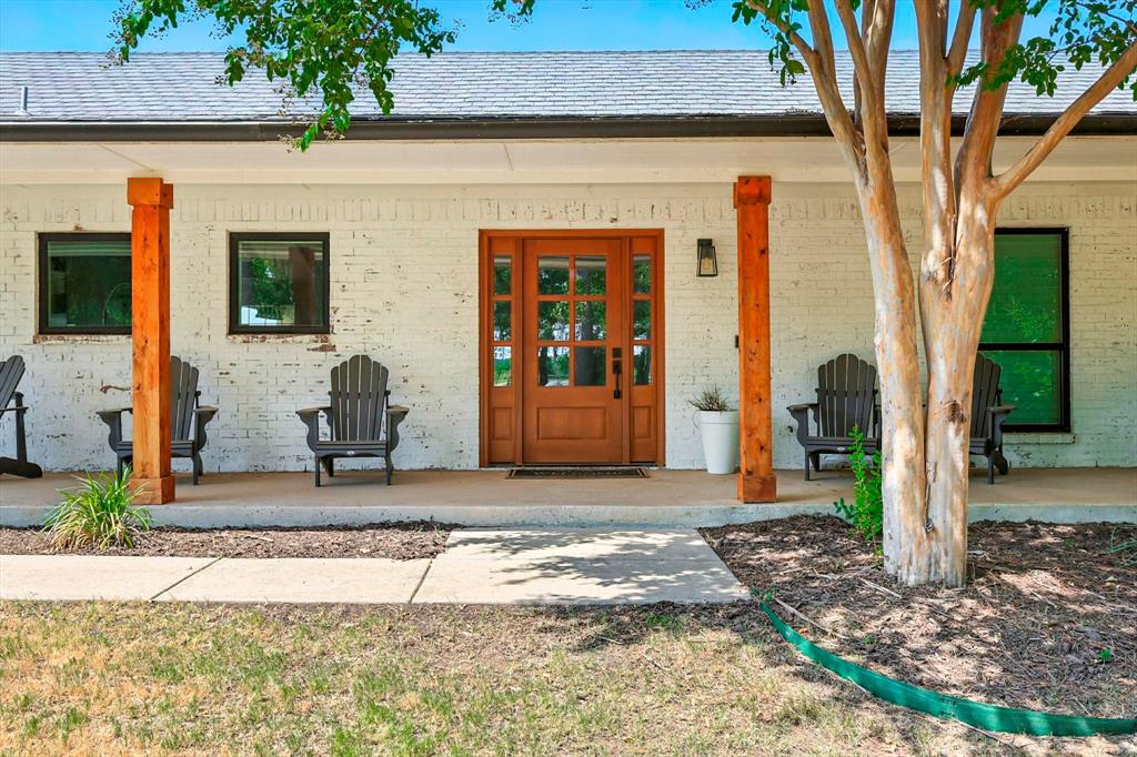 180 Harpole Road W