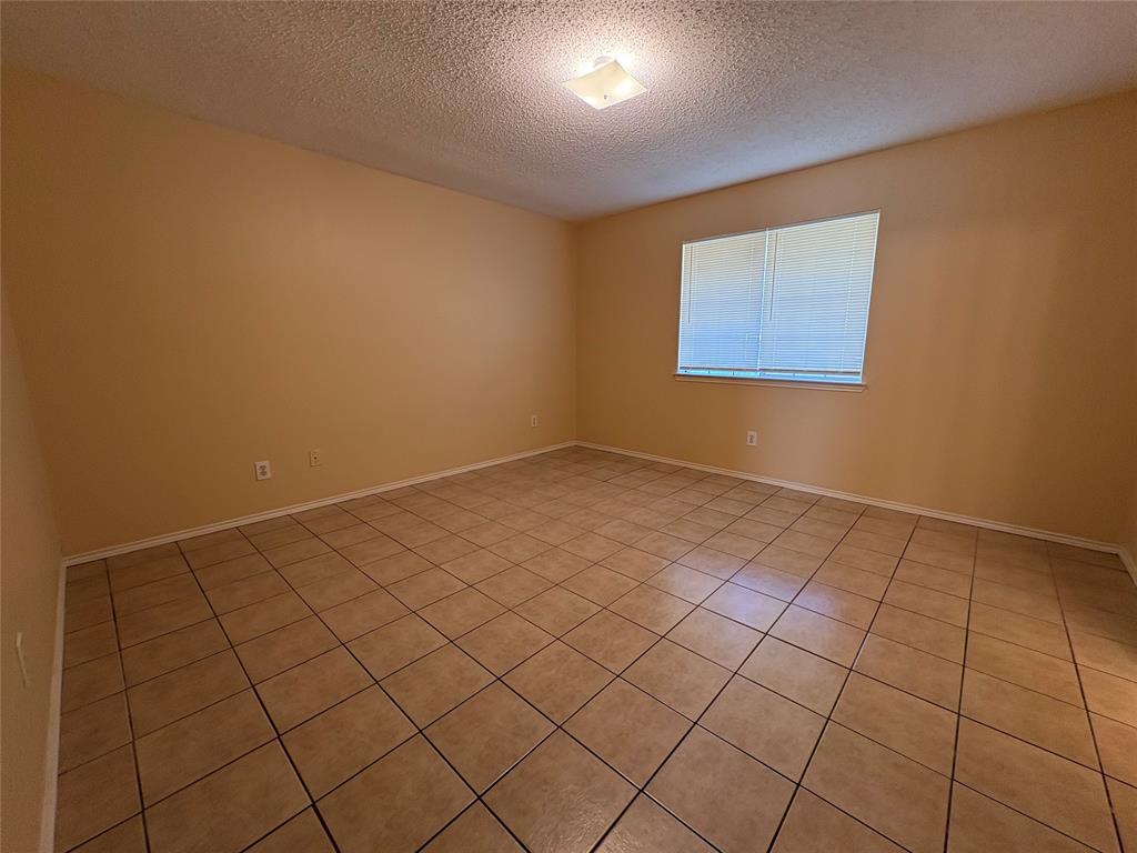 J A DEWBERRY RESUB - Residential Lease