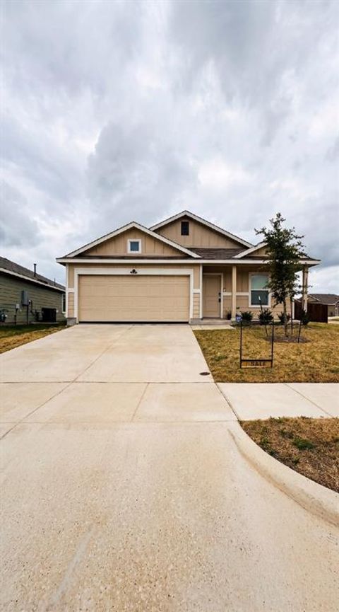 1760 Courage Creek Crandall TX 75114