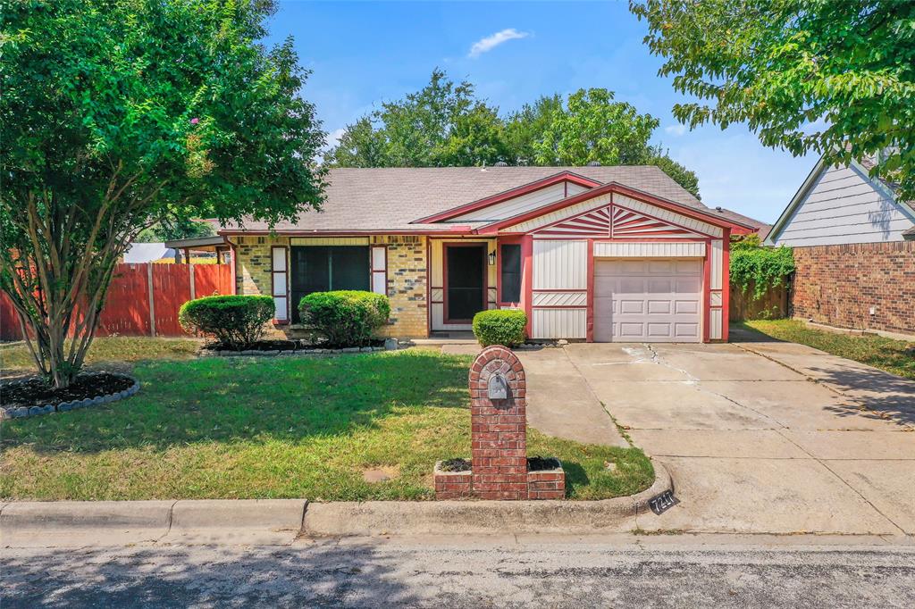 7217 Wayfarer Trail