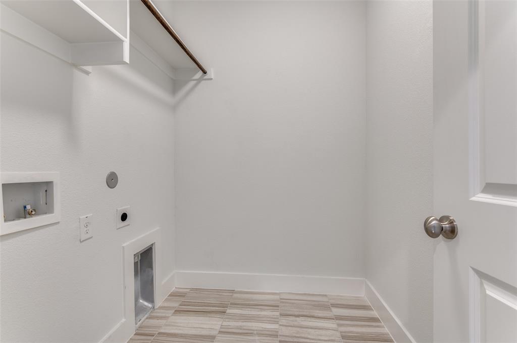 Fort Worth, Texas 76179, United States, 3 Bedrooms Bedrooms, ,4 BathroomsBathrooms,Residential,Active,201374