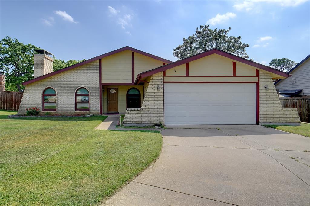 2309 Mesquite Court W
