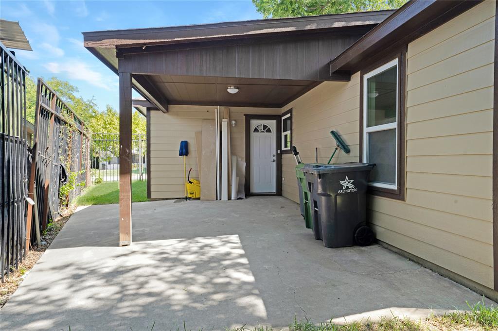 Arlington Manor - Residential