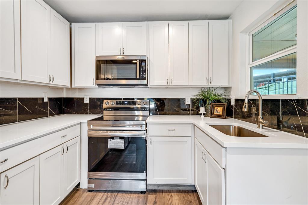 Arlington Manor - Residential