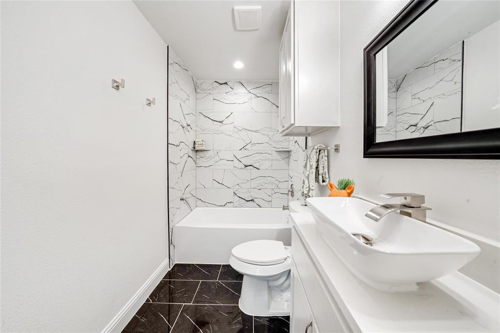 Arlington Manor - Residential