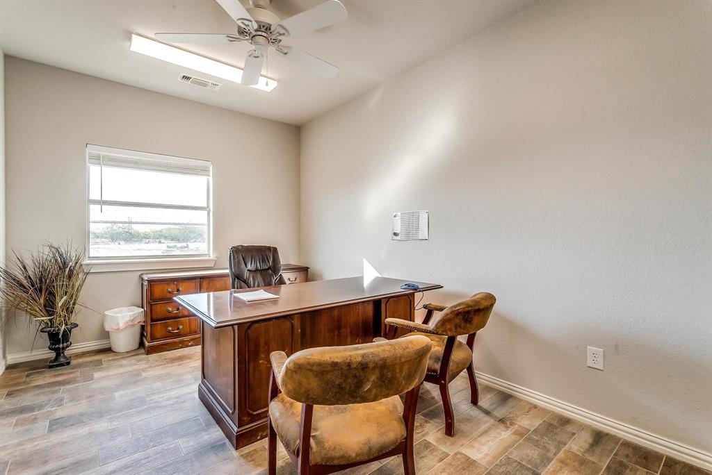 Mineral Wells Ind Pa - Commercial Sale